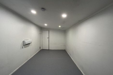 Photo of property in 20 Ribblesdale Road, Henderson, Auckland, 0612