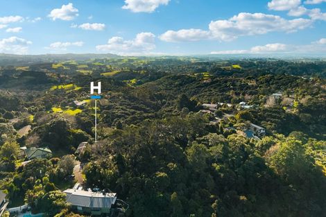 Photo of property in 1135 Scenic Drive North, Swanson, Auckland, 0816