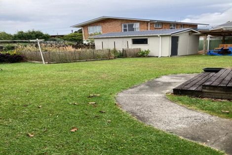 Photo of property in 4 Margaret Place, Merrilands, New Plymouth, 4312