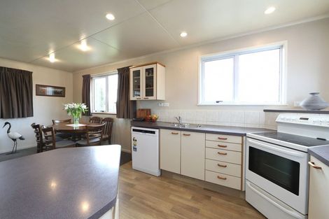 Photo of property in 33 Folkestone Drive, Flaxmere, Hastings, 4120