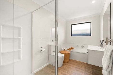 Photo of property in 122 Union Drive, Papamoa, 3118