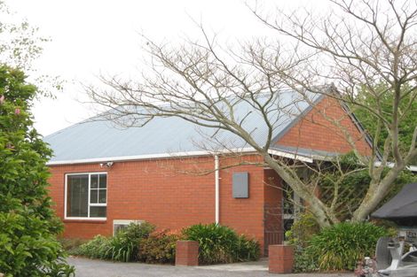 Photo of property in 21 Sheraton Place, Redwood, Christchurch, 8051