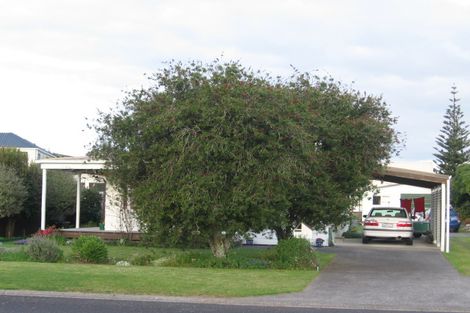 Photo of property in 406a Rangi Avenue, Whangamata, 3620