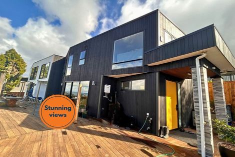 Photo of property in 645-649 South Titirangi Road, Titirangi, Auckland, 0604