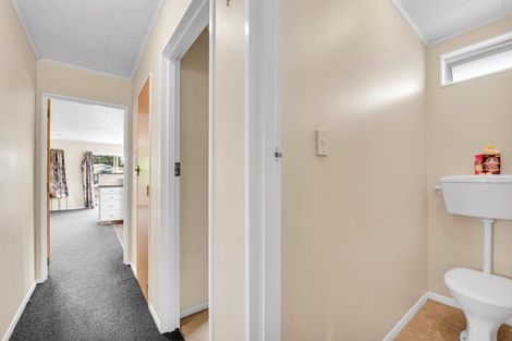 Photo of property in 8a Windlesham Place, Wakefield, 7025