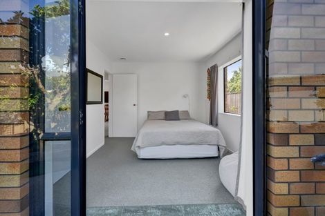 Photo of property in 35a Tukapa Street, Westown, New Plymouth, 4310