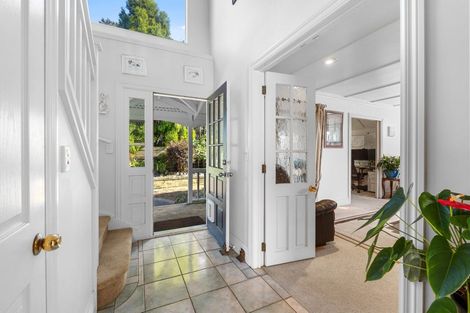 Photo of property in 1032 Scenic Drive North, Swanson, Auckland, 0816