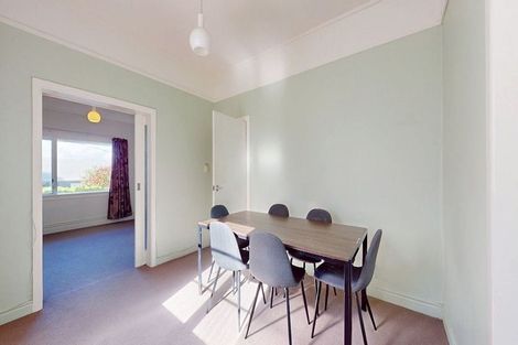 Photo of property in 3-5 Knoll Street, Island Bay, Wellington, 6023