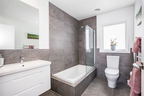 Photo of property in 20 Glide Lane, Whitby, Porirua, 5024