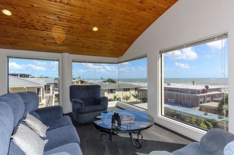 Photo of property in 19 Hamblyn Street, Strandon, New Plymouth, 4312