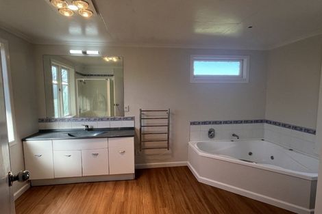 Photo of property in 502 Pioneer Highway, Highbury, Palmerston North, 4412