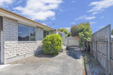 Photo of property in 2/149 Gayhurst Road, Dallington, Christchurch, 8061