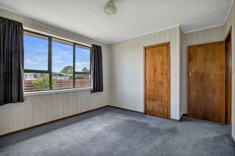 Photo of property in 72 Reid Avenue, Hawera, 4610