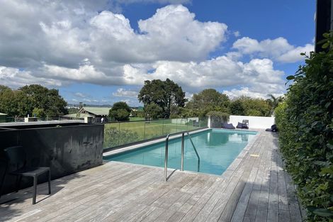 Photo of property in Frank Sargeson Apts, 303/74 Anzac Street, Takapuna, Auckland, 0622