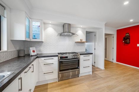 Photo of property in 12 Rossington Drive, West Melton, 7618