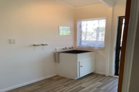 Photo of property in 1/232 Henderson Valley Road, Henderson, Auckland, 0612