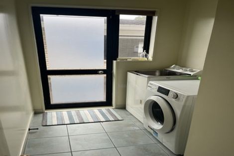 Photo of property in 4/30 Whiteley Street, Moturoa, New Plymouth, 4310