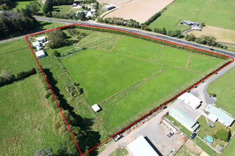 Photo of property in 3 Avenue North Road, Levin, 5510