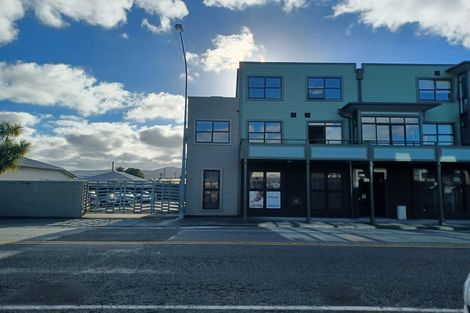 Photo of property in Petone Dental Centre, 1/374 Jackson Street, Petone, Lower Hutt, 5012