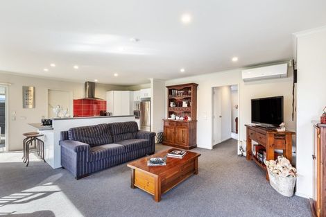 Photo of property in 1/56 Stanley Street, Wharewaka, Taupo, 3330