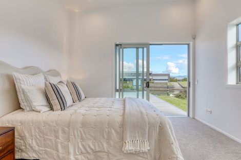 Photo of property in 23 Dorsal Close, Whitianga, 3510