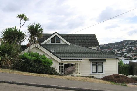 Photo of property in 14 Milne Terrace, Island Bay, Wellington, 6023