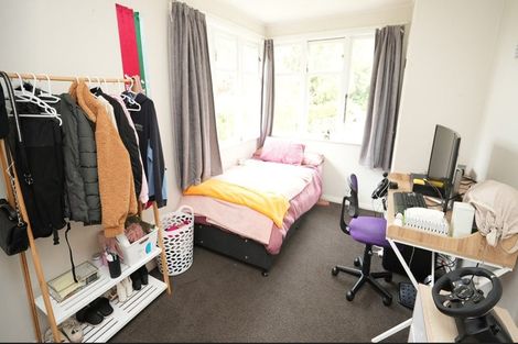 Photo of property in 9 Manawatu Street, Hokowhitu, Palmerston North, 4410