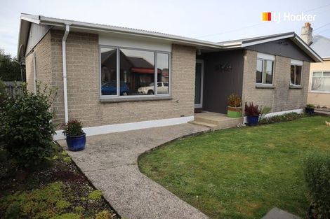 Photo of property in 11 Dick Street, South Dunedin, Dunedin, 9012