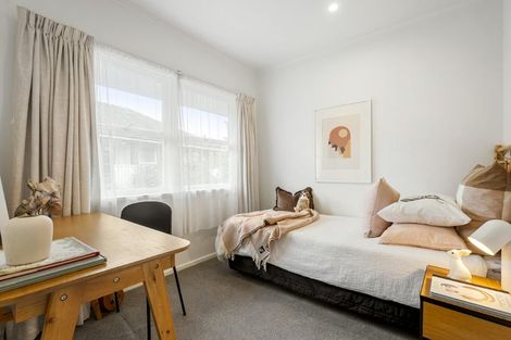 Photo of property in 1/8 Fowler Street, Northcote, Auckland, 0627