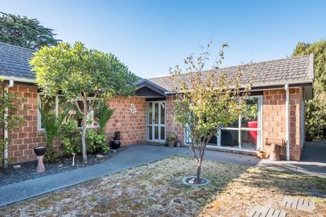 Photo of property in 25 Sams Way, Raumati South, Paraparaumu, 5032