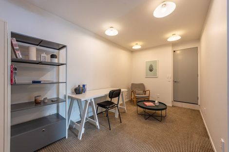 Photo of property in 3b Anderson Terrace, Mount Cook, Wellington, 6021