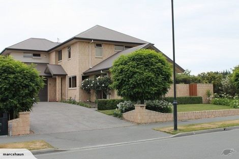 Photo of property in 6 Titirangi Crescent, Parklands, Christchurch, 8083