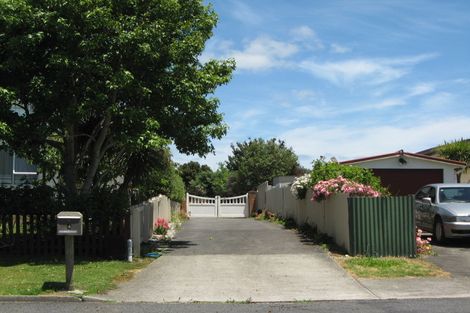 Photo of property in 4 Taihiki Road, Clarks Beach, 2122