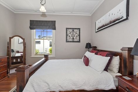 Photo of property in 106 Forest Lake Road, Forest Lake, Hamilton, 3200