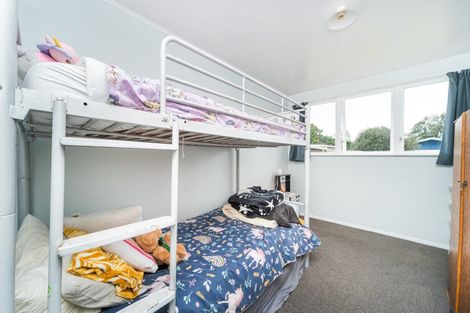 Photo of property in 14 Otaki Place, Westbrook, Palmerston North, 4412