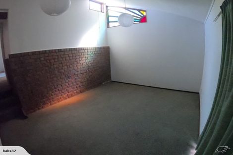 Photo of property in 32 Highbury Road, Highbury, Wellington, 6012