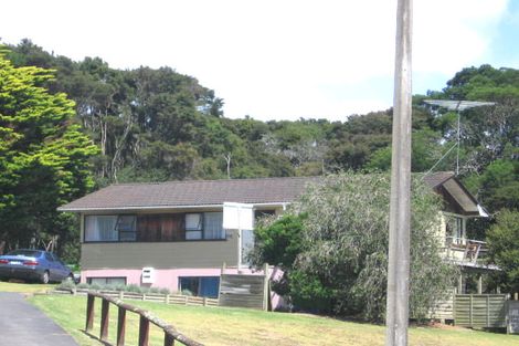 Photo of property in 51 Spinella Drive, Bayview, Auckland, 0629