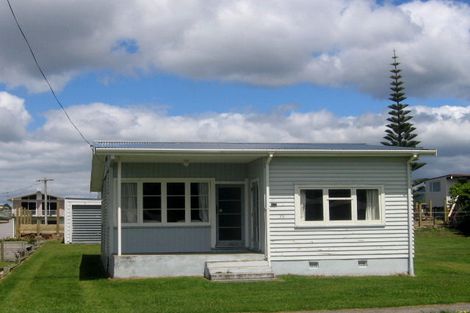 Photo of property in 39 Brighton Road, Waihi Beach, 3611