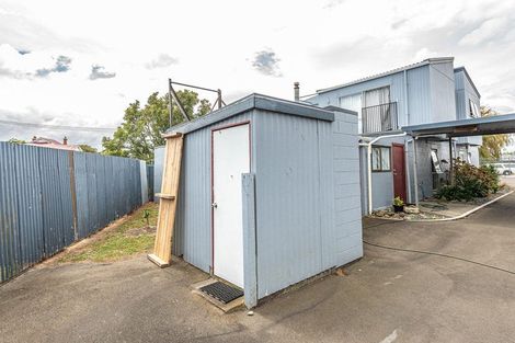 Photo of property in 1 Hurworth Place, College Estate, Whanganui, 4500
