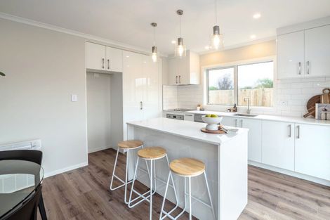 Photo of property in 4a Van Baarle Close, Carterton, 5713