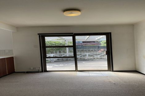 Photo of property in 9 Sheralee Place, Bucklands Beach, Auckland, 2014