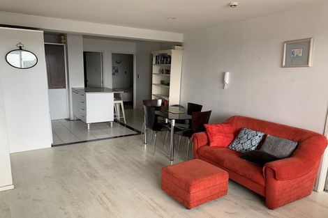 Photo of property in Alpha Apartments, 702/17 Vogel Lane, Auckland Central, Auckland, 1010