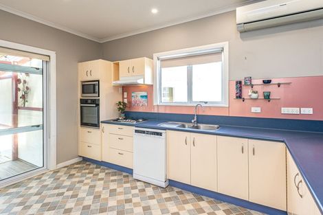 Photo of property in 105 Anzac Parade, Whanganui East, Whanganui, 4500