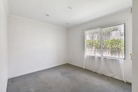 Photo of property in 2 Buckingham Place, Bethlehem, Tauranga, 3110