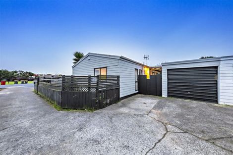 Photo of property in 1/5 Clarice Place, Takanini, 2112