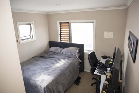 Photo of property in 68 Huntington Drive, Huntington Park, Auckland, 2013