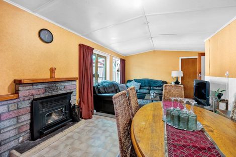 Photo of property in 68 Domett Street, Opunake, 4616