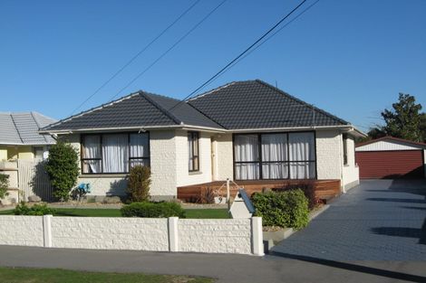 Photo of property in 9 Kinnaird Place, Hillmorton, Christchurch, 8025