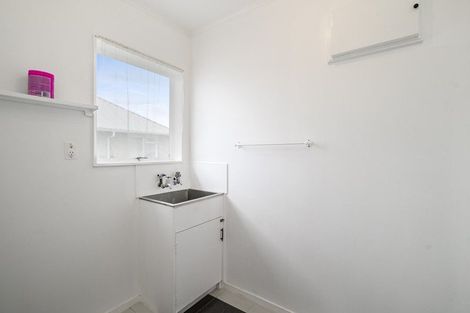 Photo of property in 21 Brookland Road, Western Heights, Rotorua, 3015