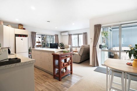 Photo of property in 11 Kamahi Crescent, Papamoa Beach, Papamoa, 3118